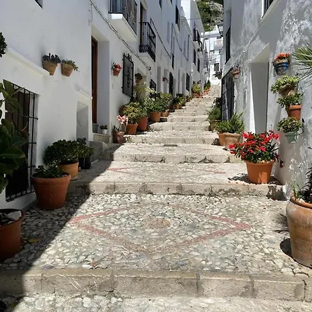 Monte Cielo Апартаменты Нерха